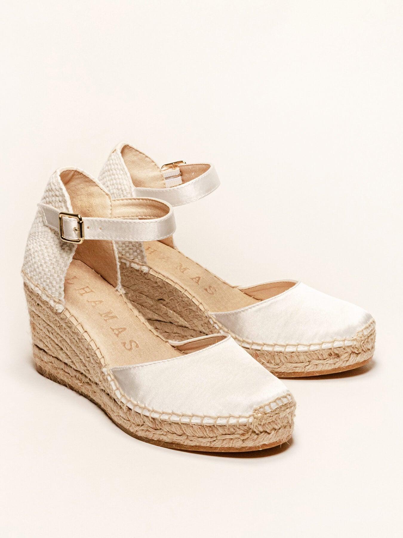 Dalia cuña de 7 cm en raso blanco