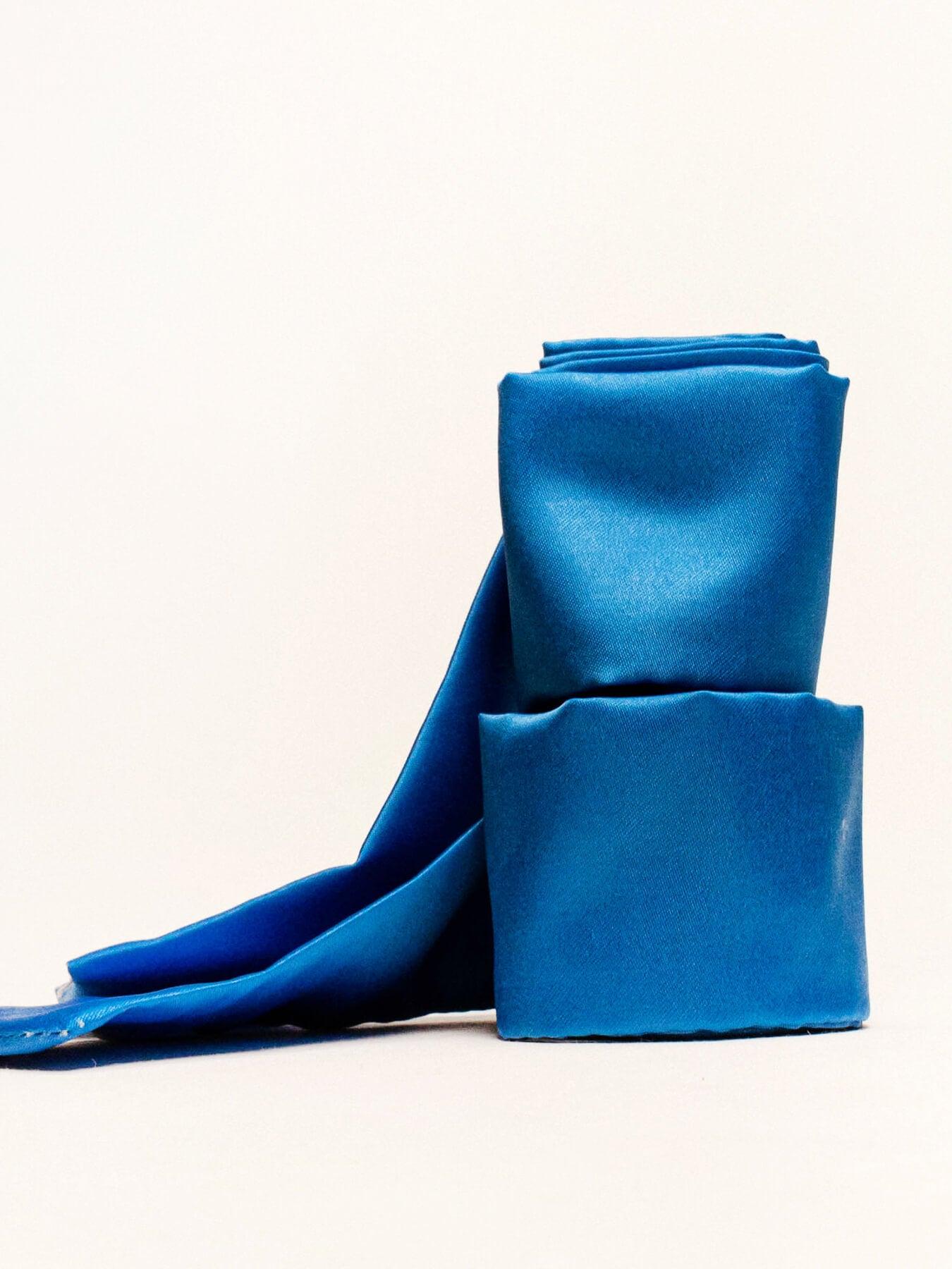 Pañuelo Raso Azul