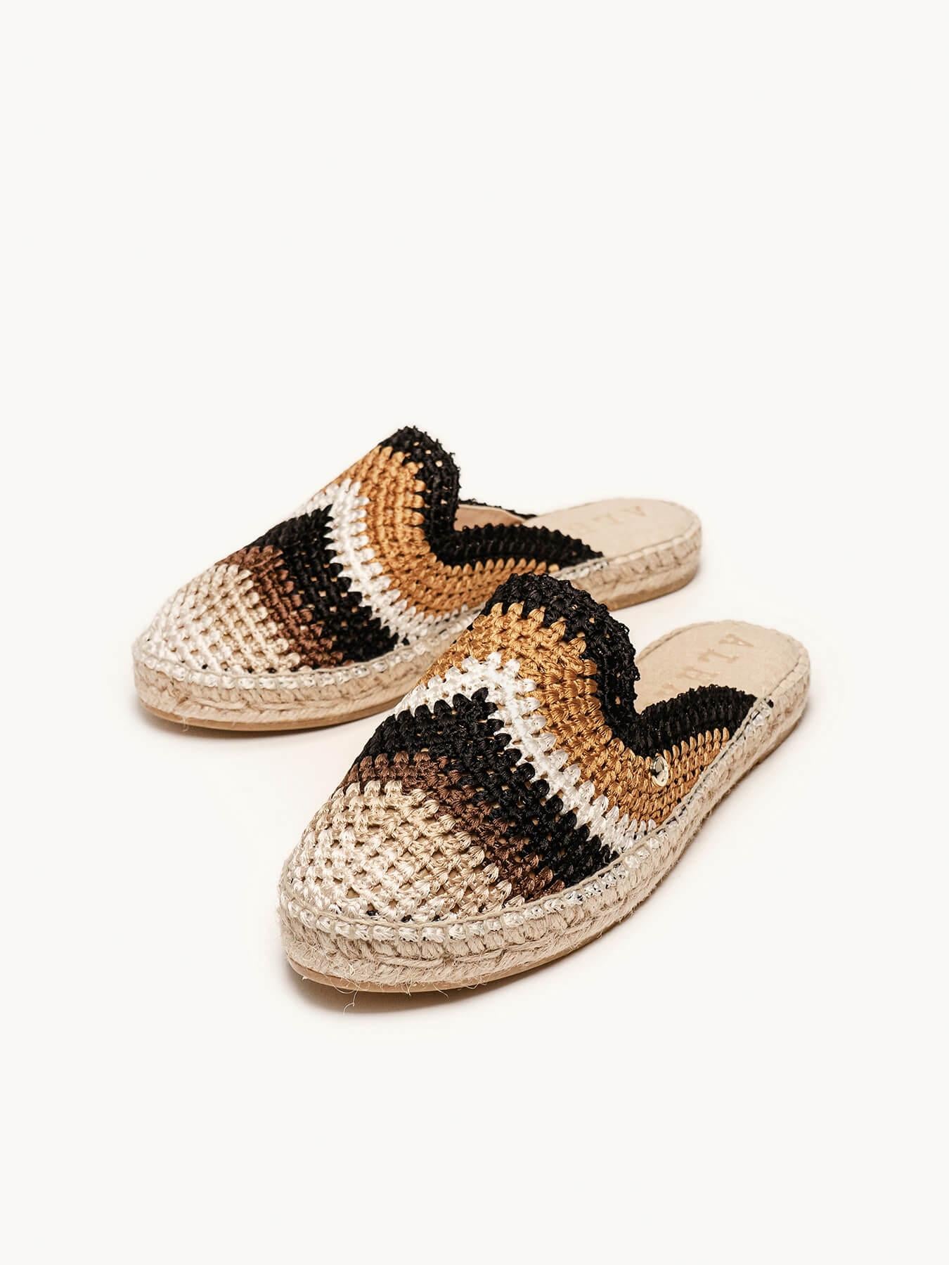 Loto Crochet Negro