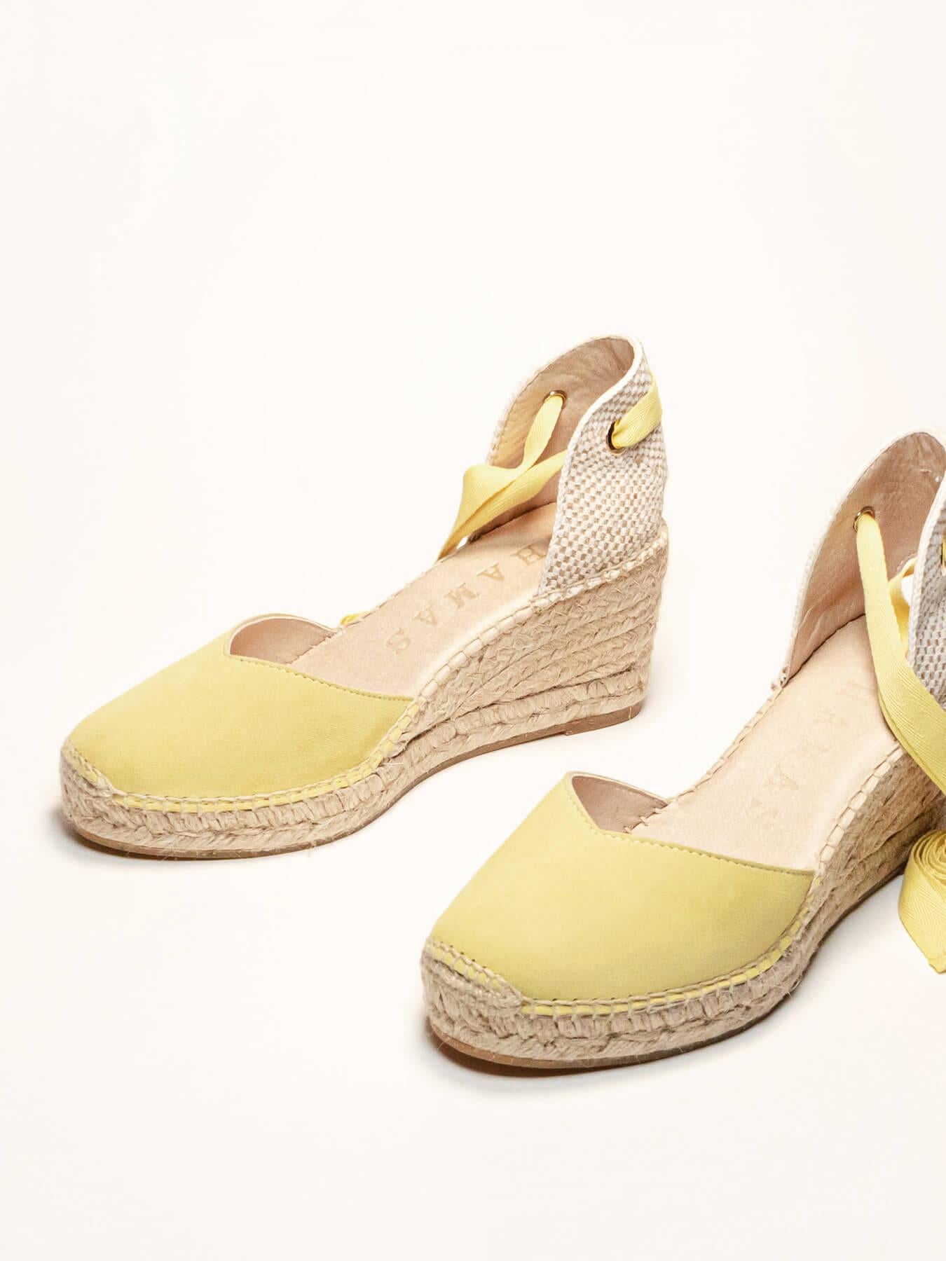 Romero Cuña Media Ante Amarillo