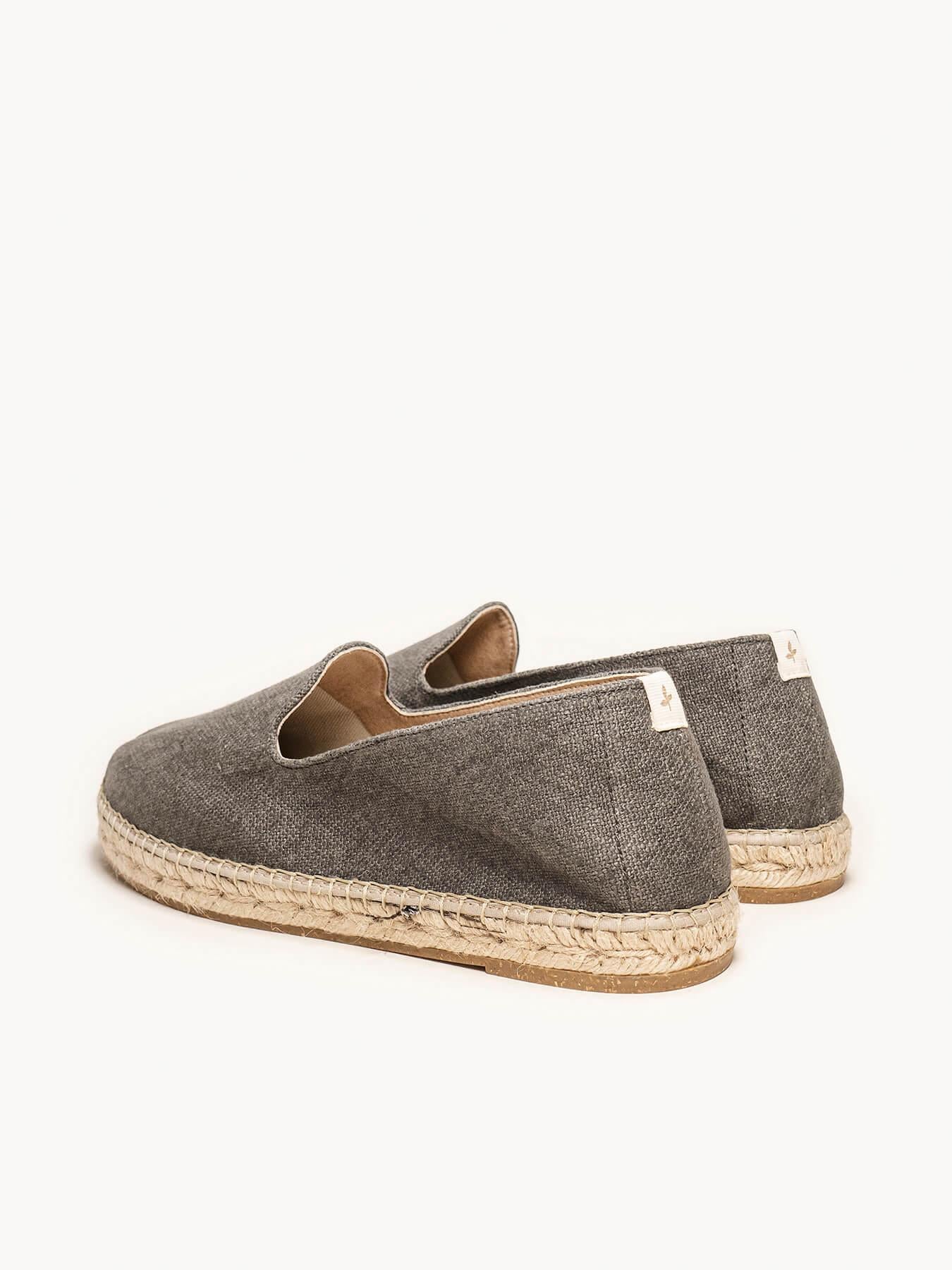 Jacinto Lino Gris Oscuro