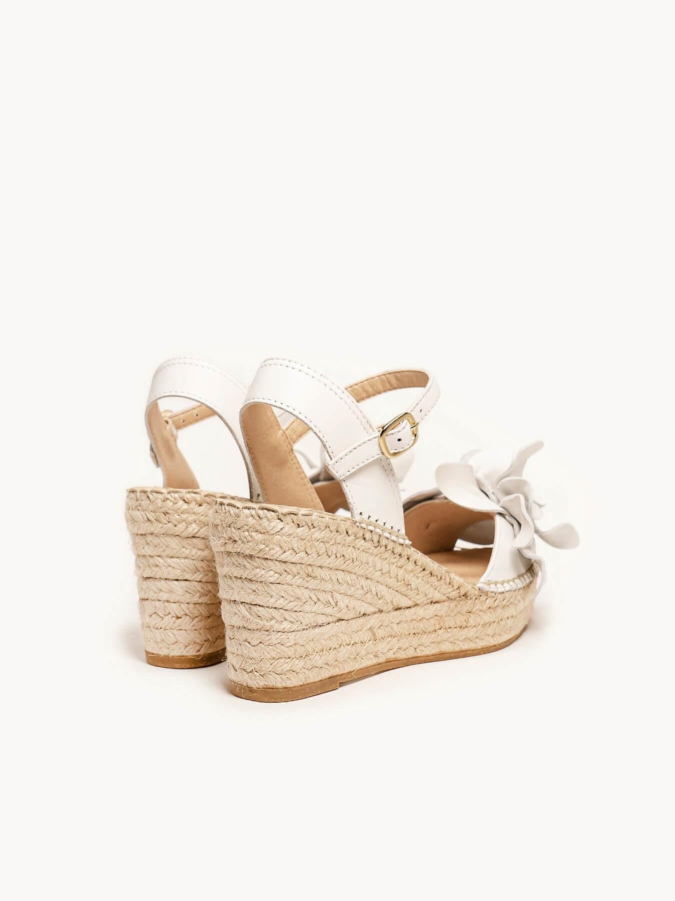 Alelí Cuña 8 cm Napa Blanco