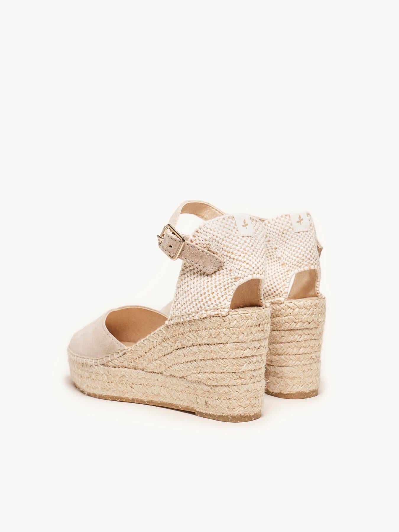 Jara Cuña Media Plataforma Ante Piedra