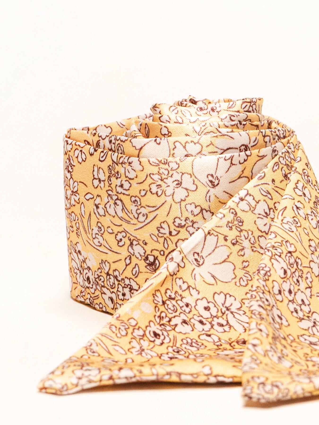 Pañuelo Flores Amarillo