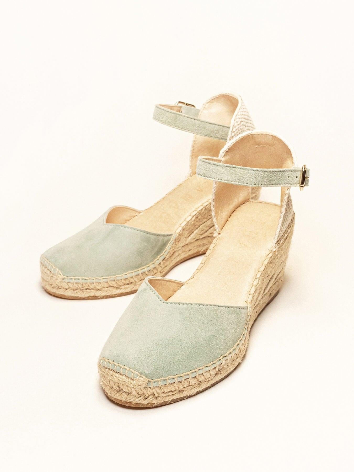 Jara Cuña Media Ante Verde Claro