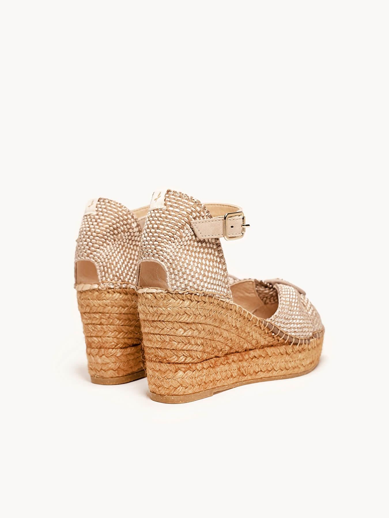 Amapola Cuña 8 cm Trenzado Taupe