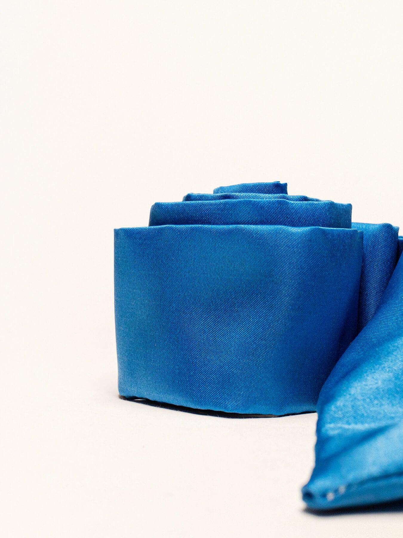 Pañuelo Raso Azul