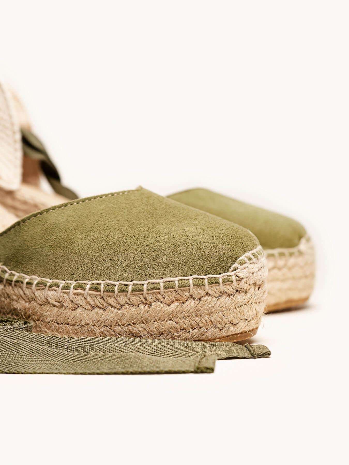 Romero Cuña 8 cm Ante Verde Kaki
