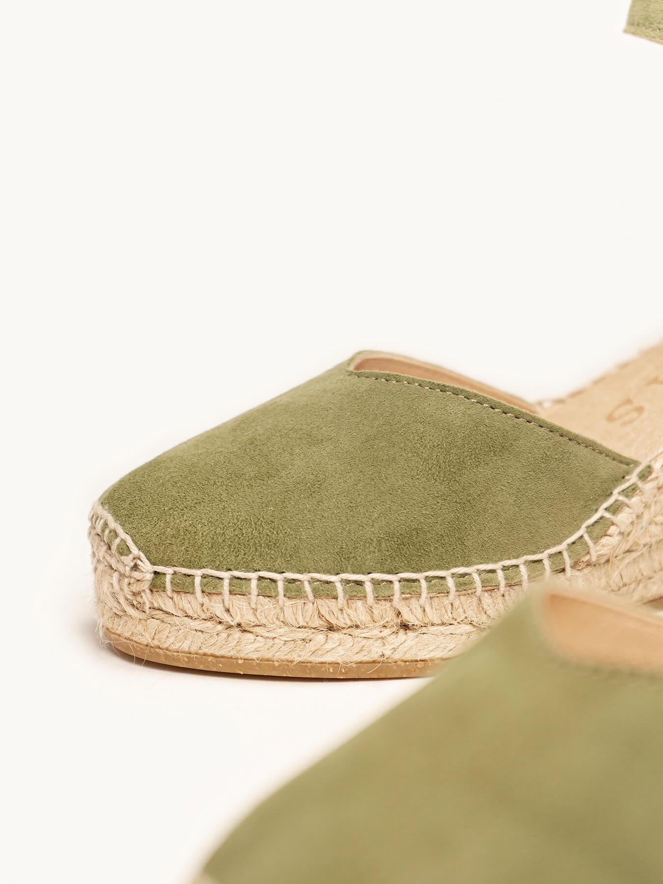 Jara cuña de 7 cm en ante verde kaki
