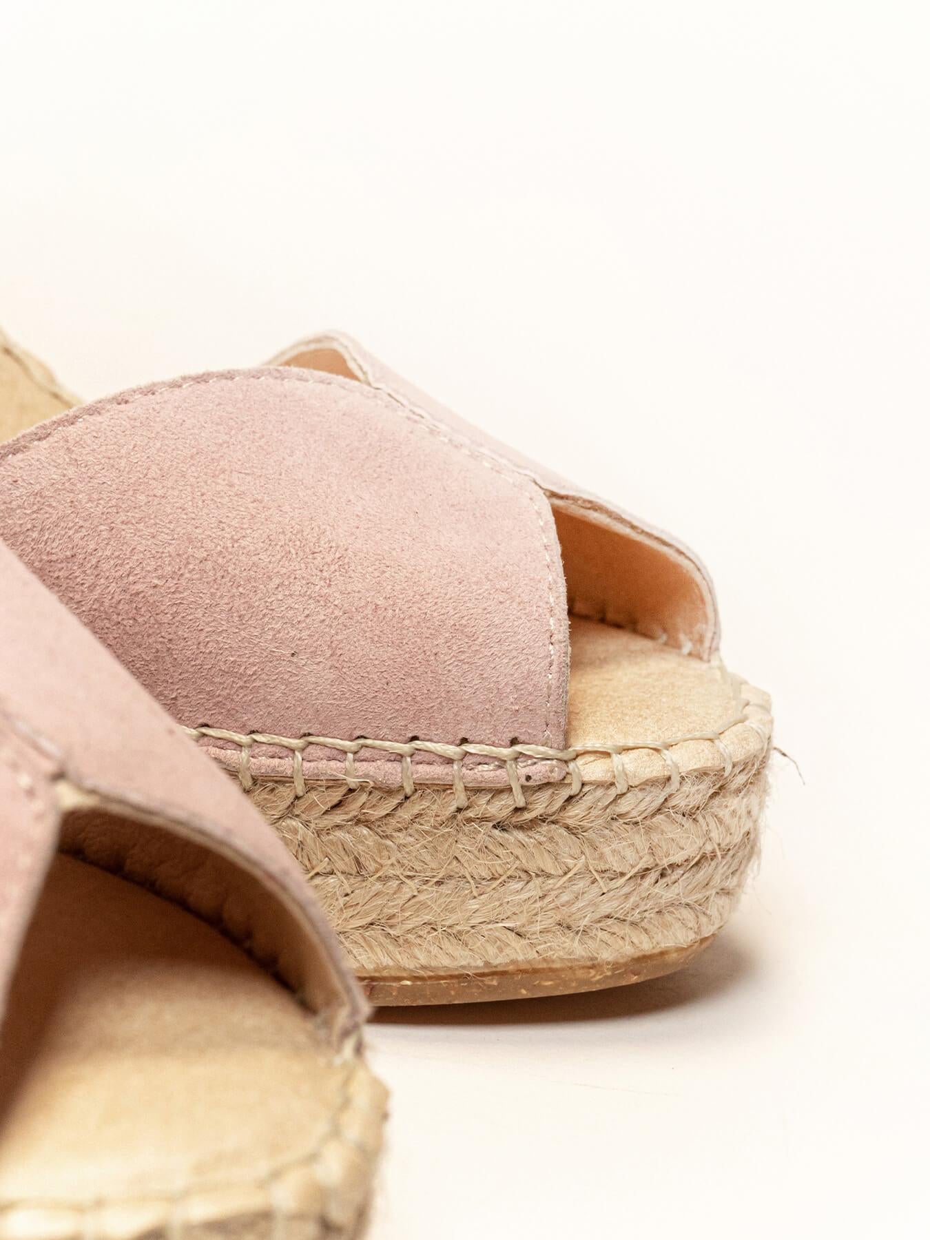 Alelí Cuña Alta Ante Rosa Claro