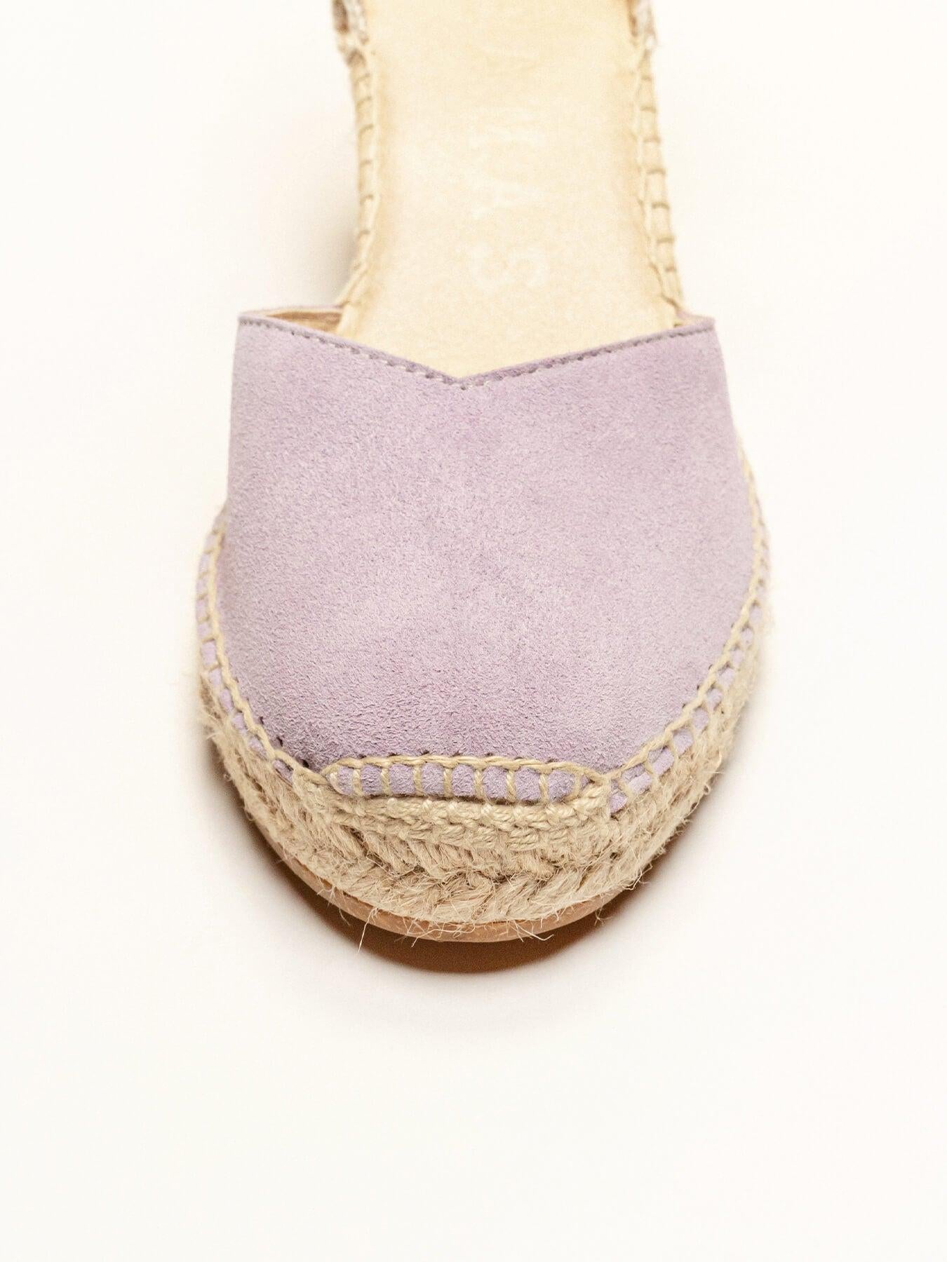 Jara Cuña Media Ante Lila