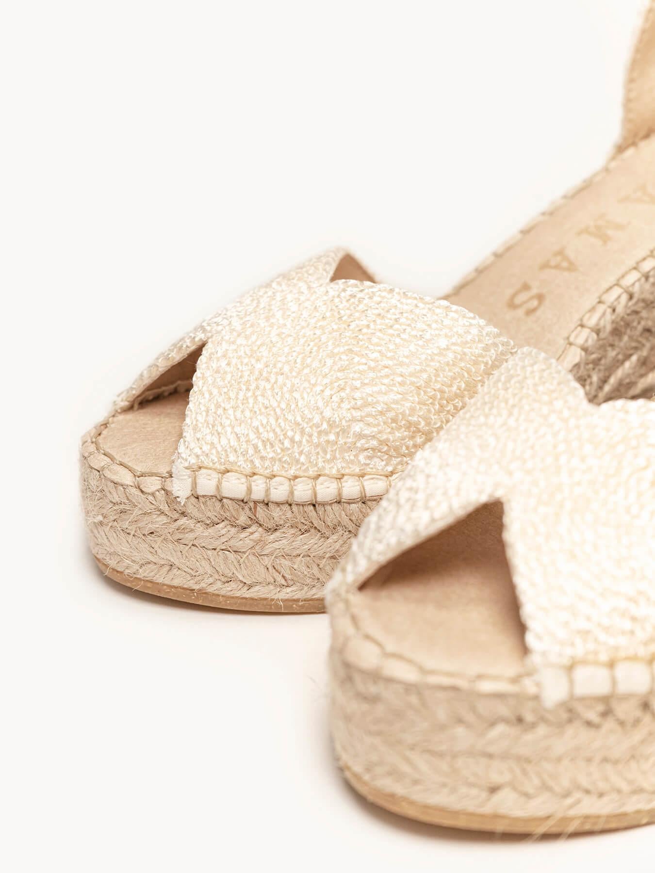 Alelí Cuña Alta Cordela Crudo