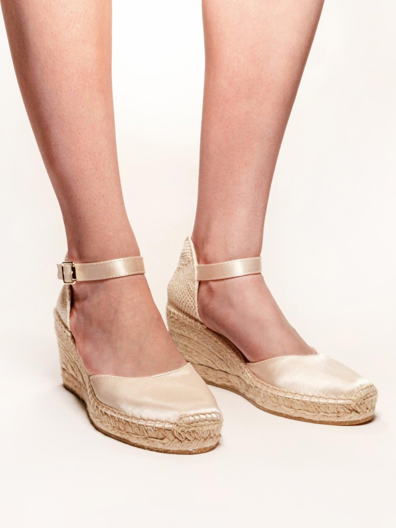 Dalia Cuña Media Raso Crudo