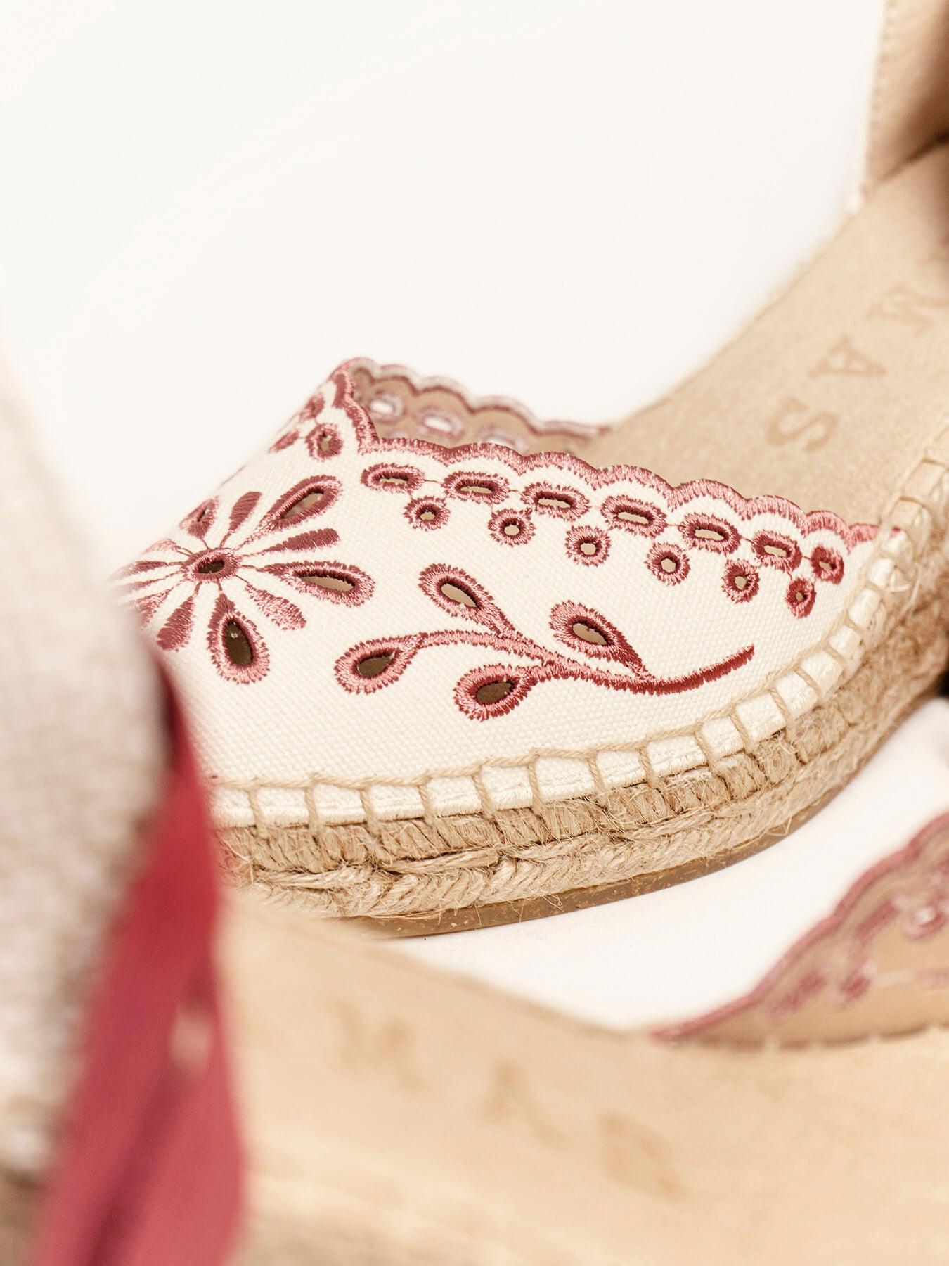 Romero Cuña Media Lona Bordada Granate