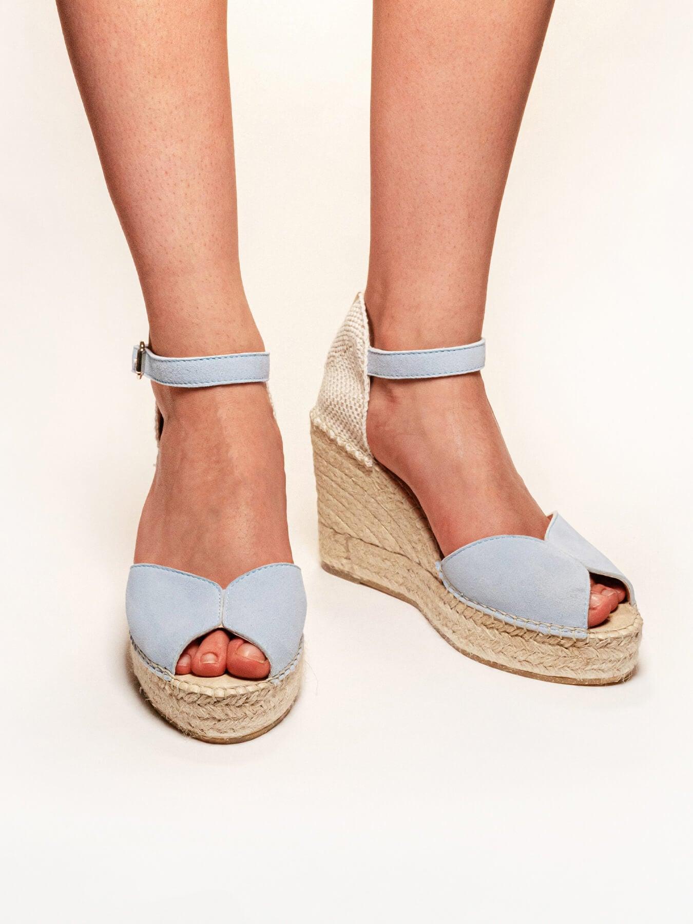 Alelí Cuña Alta Ante Azul Claro