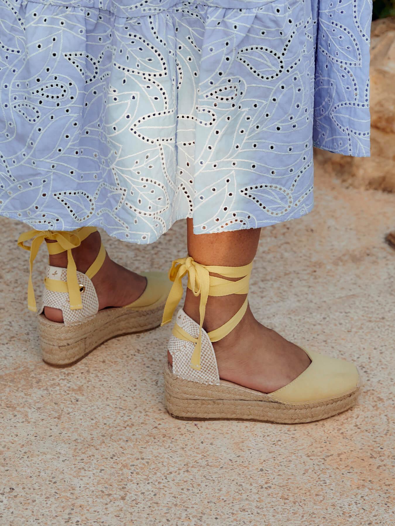 Romero Plataforma Ante Amarillo